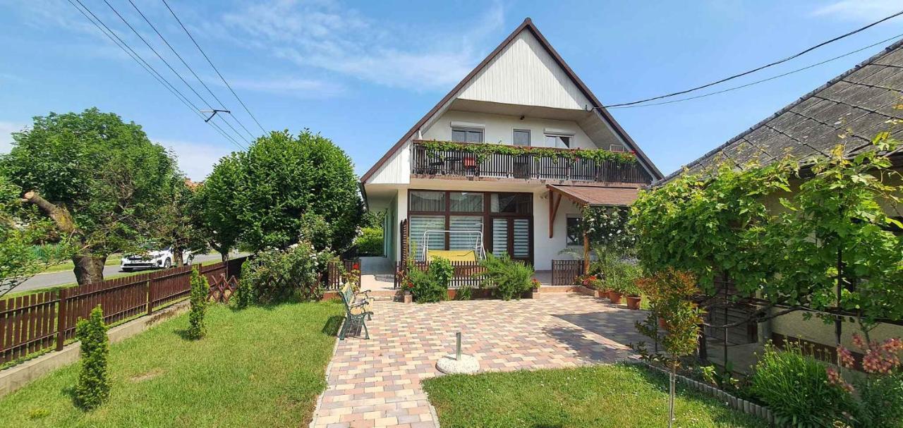 Apartment Balatonboglar 7 Buitenkant foto